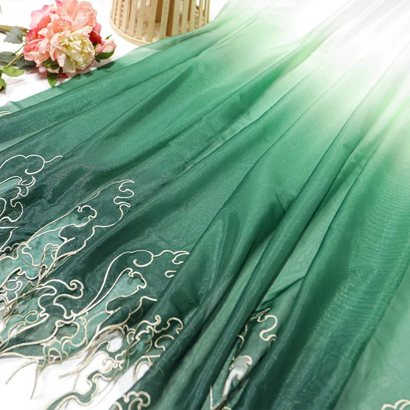 中国風刺繍蓮の葉グラデーション生地 DIY 漢服ドレススカー - Sewing Fabric のレビューと価格