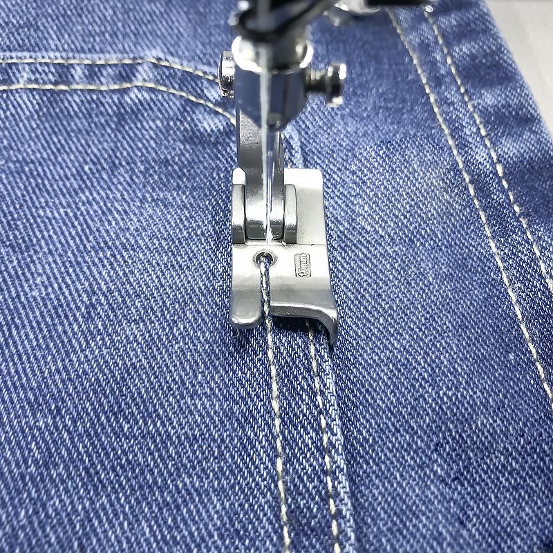工業用フラットミシン右ブロッキングエッジ押え。トップステッチ - Rolled Hem Foot のレビューと価格