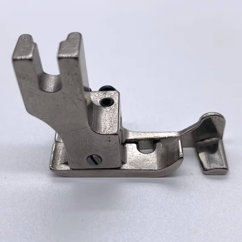 810麦わら帽子押さえ金具、GC810 GC820ハイヘッド - Rolled Hem Foot のレビューと価格